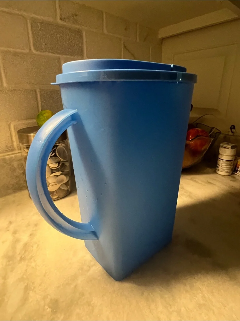 Tupperware Blue Plastic Pitcher with Handle and Snap Lid